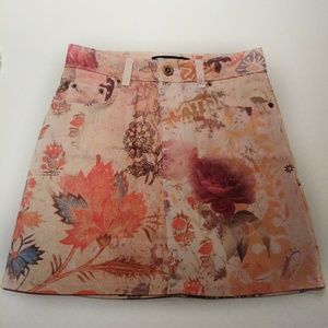 🌹Vintage Inspired Floral Jean Skirt🌹